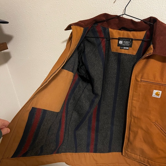 Carhartt Jacket - Picture 3 of 5